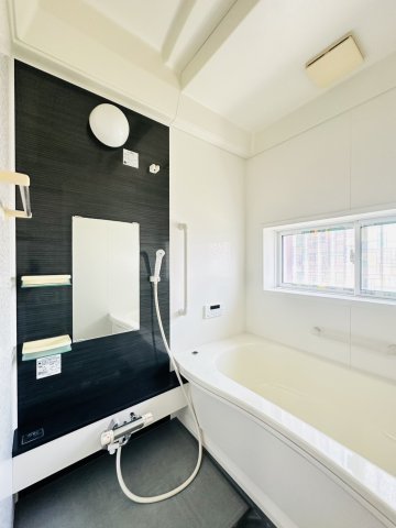  P̔ꂽ̂VXeoXBL΂ăbNXؕCłqlƈꏏłƊ܂B