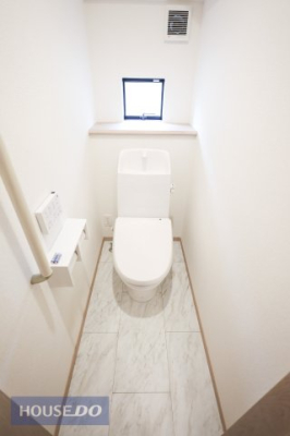 gC g[֍tBQӏ̂ŁAZłSقƈꑧvCx[gԂ͍L߂̐݌vƂȂĂ܂B