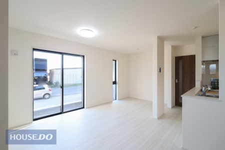 ���r���O ��؂ȉƑ��Ɖ߂����ꏊ������A�K������ލL������������m�ہ���������̗ǂ����r���O�́A�d�C��̐ߖ�A���󕨂̊����A���N���i�ȂǁA�����̃����b�g������܂��I�iCG�ŉƋ��z�u����O�̌����摜�ł��B�j