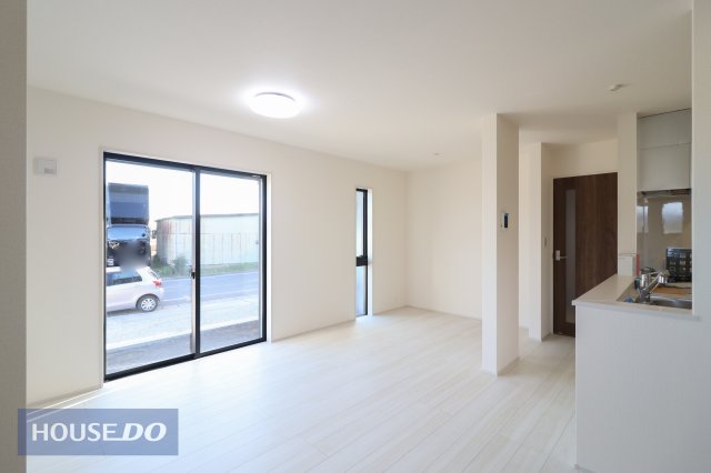 ���r���O ��؂ȉƑ��Ɖ߂����ꏊ������A�K������ލL������������m�ہ���������̗ǂ����r���O�́A�d�C��̐ߖ�A���󕨂̊����A���N���i�ȂǁA�����̃����b�g������܂��I�iCG�ŉƋ��z�u����O�̌����摜�ł��B�j