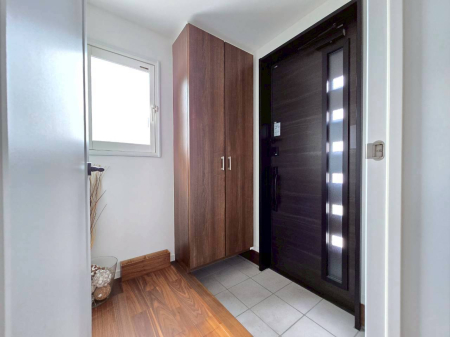  yցẑ閾邢ւƑ◈qo}B[ՂĂAƑ̌C̎[ɂ܂B