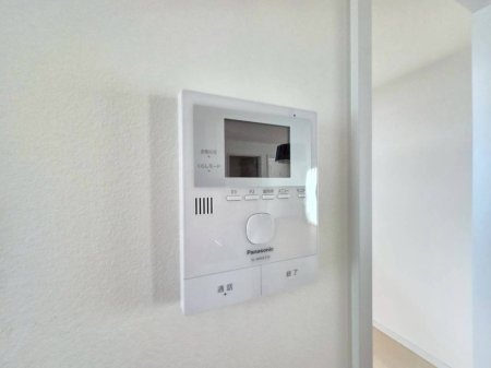  yTVj^[tC^[zzq̊炪TVj^[tC^[tHBJ[^@\Ă̂ŃZLeBʂSłI