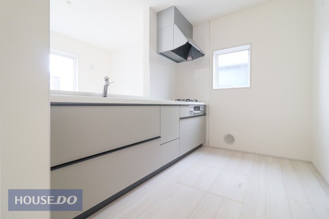 �L�b�`�� �y�L�b�`���z�J�E���^�[�L�b�`���ŉƑ��̉�b���e�݂܂��ˁ􂨑|�������N���N�ȃV�X�e���L�b�`���B�򐅋@�\�����p�\�B�Ƒ��̉�b���e�ރJ�E���^�[�L�b�`���͏����Ȃ��q�l�����Ă����S���Ē������o���܂��I