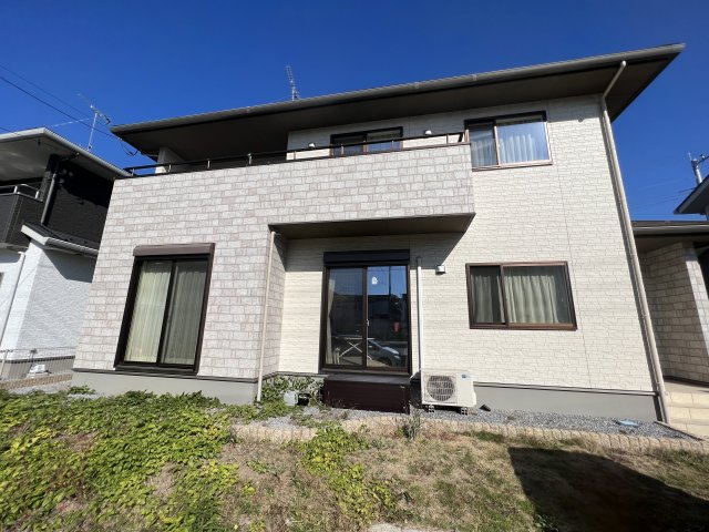 nOώʐ^ X^CbVȐF̊OρB̌\ɂȂ悤ɁA@\Iɐ݌vĂ܂B