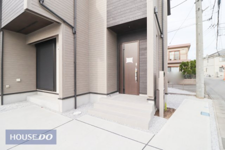  yGgXzƂցBŝ|[`ŉJ̓SłB