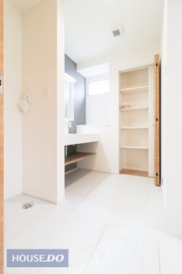  yEߏzʒEߏ͂ƂXy[XŎg₷łBʏ̌TCYLĂ聝