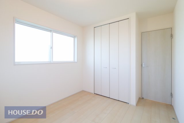 �Q�� �y�Q���z���n�����ʐ^�B���邢�̌��̓����Q���ł��B