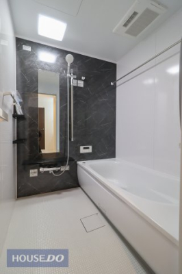  P̔ꂽ̂VXeoXBL΂ăbNXؕCłqlƈꏏłƊ܂B@tŉJ̓̐󂨂܂