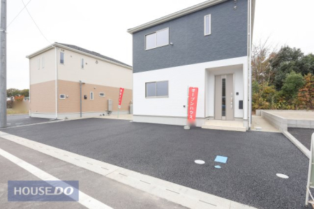  yԃXy[Xznʐ^BƂԃXy[XłB