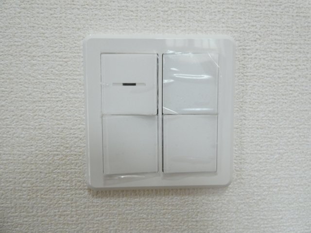 ���̑� �������C�h�X�C�b�`�i�ʐ^�͓��d�l�ʐ^�j