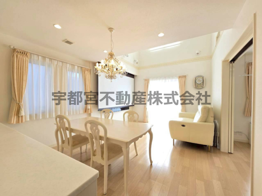 ���r���O -