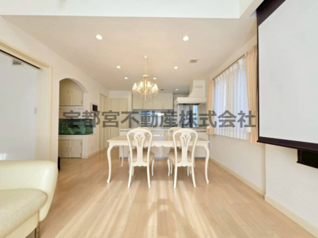 ���r���O �J���I�Ȑ������Ɩ��邢���A�S�ً󒲂̉��K���͉Ƒ��̐S�n�悢���Ԃ����o���Ă���܂���