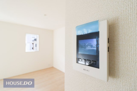  �yTV�C���^�[�z���z�^��@�\�t���ŁA�h�Ə�͂������A���͂����Ȃǂ̔c���ɂ��֗��B