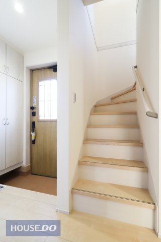 ���̑����� �y�����z�K�i�͎肷�������D�w���񂩂炨�q�l�⍂��҂����S�ł��B�܂��A�̂ڂ�₷���悤�Ɉ�i�̉��s�����L���݌v����Ă���܂��B