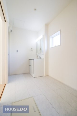  �y�E�ߏ��z���ʒE�ߏ��͂������Ƃ����X�y�[�X�Ŏg���₷���ł��B