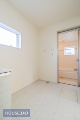  �y�����h���[�X�y�[�X�z�Ǝ������Ȃǎg�����肪�悭�A�����󂪂��₷���ł��ˁB