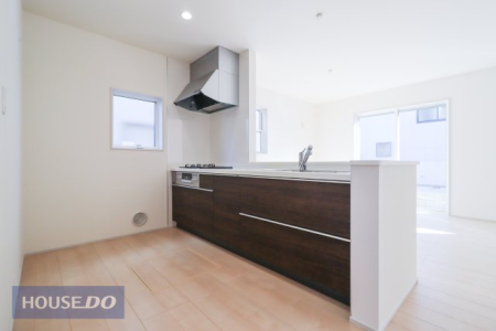 �L�b�`�� �y�L�b�`���z���|�������N���N�ȃV�X�e���L�b�`���B�򐅋@�\�����p�\�B�Ƒ��̉�b���e�ރJ�E���^�[�L�b�`���͏����Ȃ��q�l�����Ă����S���Ē������o���܂��I