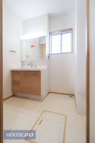  �y�E�ߏ��z���ʒE�ߏ��͂������Ƃ����X�y�[�X�Ŏg���₷���ł��B