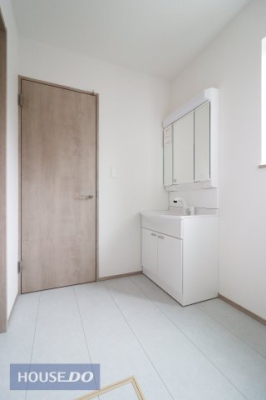  �y�E�ߏ��z���ʒE�ߏ��͂������Ƃ����X�y�[�X�Ŏg���₷���ł��B