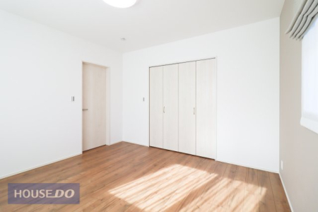 �Q�� �y�Q���z���n�����ʐ^�B���邢�̌��̓����Q���ł��B