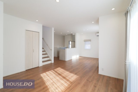  �y�_�C�j���O�z���n�����ʐ^�B�Ƒ��ł��낰��_�C�j���O�ł��B