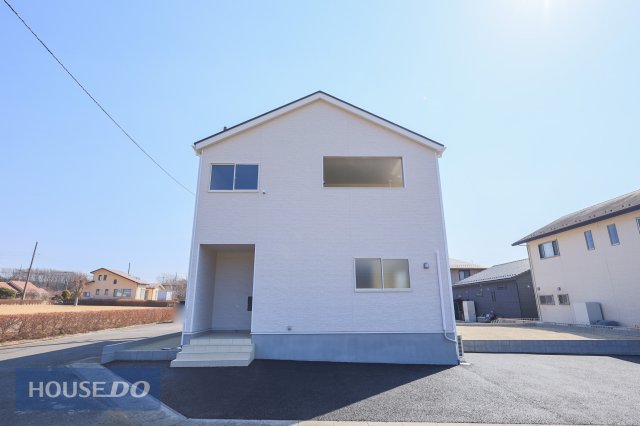 ���n�O�ώʐ^ �y�O�ρz1�����@�X���݂ɒ��a���闎���������F���̊O�ρ��ϋv���⃁���e�i���X���ɗD�ꂽ�O�Ǎނ̓Z���t�N���[�j���O�d�l�B