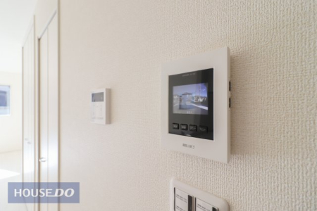  �yTV�C���^�[�z���z�^��@�\�t���ŁA�h�Ə�͂������A���͂����Ȃǂ̔c���ɂ��֗��B