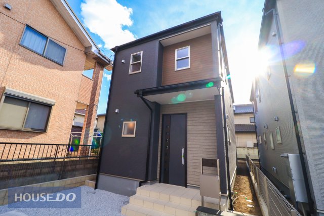 ���n�O�ώʐ^ �y�O�ρz4�����@�X�^�C���b�V���ȐF���̊O�ρ��ϋv���⃁���e�i���X���ɗD�ꂽ�O�Ǎނ̓Z���t�N���[�j���O�d�l�B���������̌����\���ɂȂ�悤�ɁA�@�\�I�ɐ݌v����Ă���܂��B