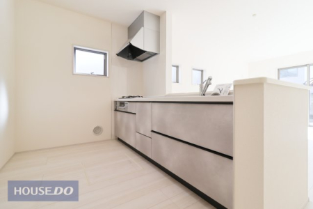 �L�b�`�� �y�L�b�`���z���|�������N���N�ȃV�X�e���L�b�`���B�򐅋@�\�����p�\�B�Ƒ��̉�b���e�ރJ�E���^�[�L�b�`���͏����Ȃ��q�l�����Ă����S���Ē������o���܂��I