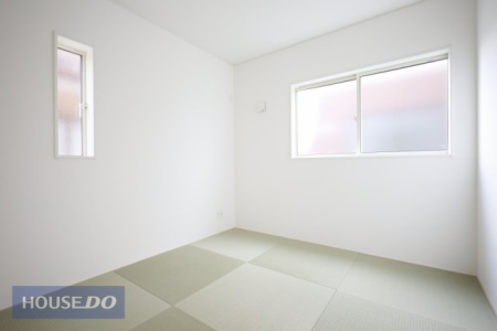 ���̑����� �y�a���z������肭�났�X�y�[�X�B��������Q�]�񂾂�ƁA������肭�낰����K��ԁB�N�b�V������������̂ŁA���q�l�̗V�я�Ƃ��Ă��d�󂵂܂��ˁ�