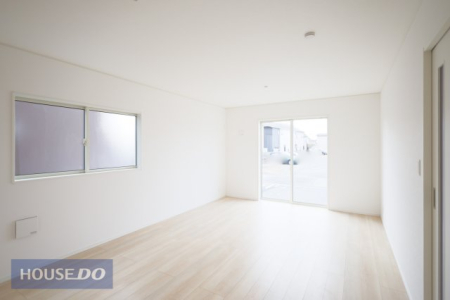 ���r���O �y���r���O�z���r���O�K�i�͉Ƒ������R�Ɗ�����킹��@������A��b���e�ނ��������Ɂ��L����K�i�z�[�����팸���邱�ƂŁA���r���O���L���g���܂��I