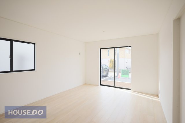 ���r���O �y���r���O�z��؂ȉƑ��Ɖ߂����ꏊ������A�K������ލL������������m�ہ���������̗ǂ����r���O�́A�d�C��̐ߖ�A���󕨂̊����A�J�r�̗}���A���N���i�ȂǁA�����̃����b�g������܂��I