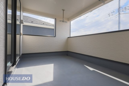 �o���R�j�[ �y�o���R�j�[�z�L�X�o���R�j�[�ł��z�c����󕨂��������񊱂��邾���łȂ��A���͂̎������C�ɂ����Ƀv���C�x�[�g�Ȏ��Ԃ��߂��������b�N�X��ԂƂ��Ă��g���܂��ˁ�