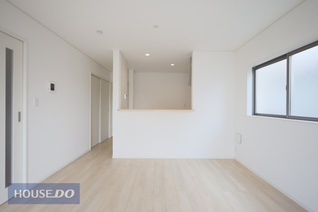  �y�_�C�j���O�z�Ƒ��ł��낰��_�C�j���O�ł��B�J�E���^�[�L�b�`���ŉƑ��ƂȂ���y�������ԁ����邢�z�˂����������ރ_�C�j���O�͎����̂��������f���܂��ˁ�