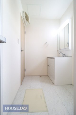  �y�E�ߏ��z���ʒE�ߏ��͂������Ƃ����X�y�[�X�Ŏg���₷���ł��B