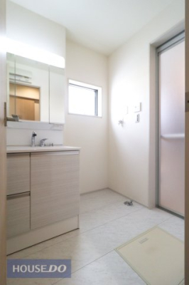  �y�����h���[�X�y�[�X�z�Ǝ������Ȃǎg�����肪�悭�A�����󂪂��₷���ł��ˁB