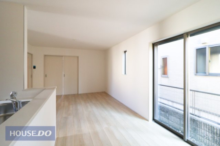 ���r���O ��؂ȉƑ��Ɖ߂����ꏊ������A�K������ލL������������m�ہ���������̗ǂ����r���O�́A�d�C��̐ߖ�A���󕨂̊����A�J�r�̗}���A���N���i�ȂǁA�����̃����b�g������܂��I