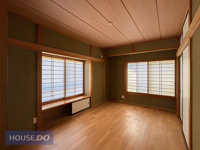 ���̑����� ����̓V�����^�Ǒ��肪�A�a�̏�ƃ��_������Z���������������������Ԃ����o���܂��B