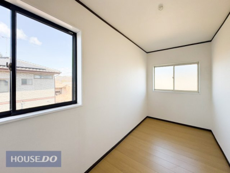 ���[ �[�ˁ@������Ƃ����������̂����ԂɁA2�ʂ̑����玩�R�����������ޖ��邢�[�˂ł��B���[�ꏊ�Ƃ��Ă͂������A���C�����₷�����邢���߁A�T�[�r�X���[���⏑�ւƂ��Ă����K�Ɋ��p���������܂��B