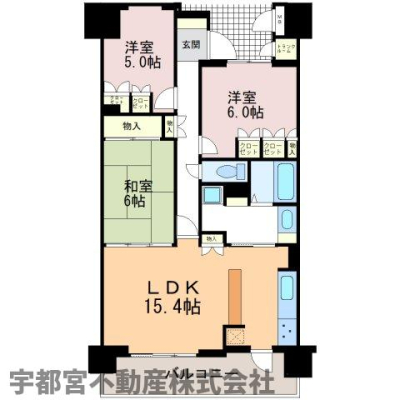  ��3LDK�̍L�X�����Ԏ���15.4����LDK�͑ΖʃL�b�`���ŉƑ��̉�b���e�݂܂��B�a���Ɨm�����o�����X�悭�z�u����A�S�����Ɏ��[�����B�L���⌺�։��ɂ����[������A�Еt���₷�������͂̈ꌬ�ł��B