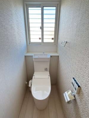 �g�C�� �y�g�C���z�������g�[�֍��t���B�Q�ӏ�����̂ŁA�Z�������ł����S��ق��ƈꑧ����v���C�x�[�g��Ԃ͍L�߂̐݌v�ƂȂ��Ă���܂��B