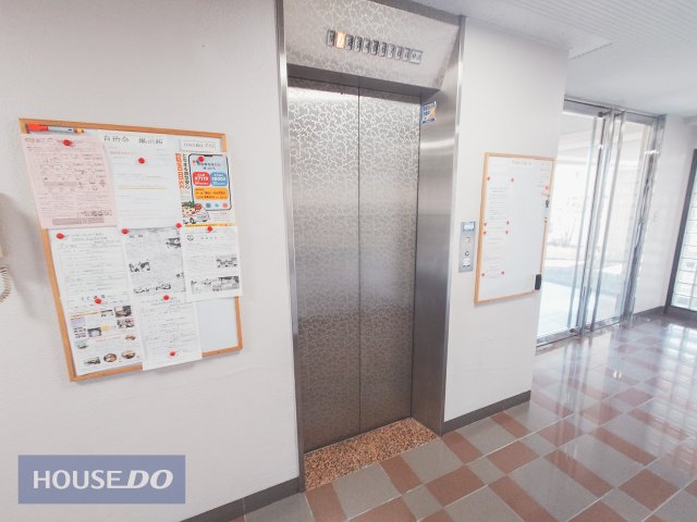 ���̑����� �G���x�[�^�[���������܂��B