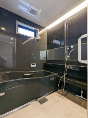 ���� �Y��Ȃ����C�͋C�����ǂ��ł��ˁ����̔�������̂͂��̏ꏊ�ł��̂ŁA�������Ɠ��D�ɂ����Ė�����ĉ������I