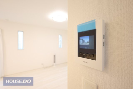  �yTV�C���^�[�z���z���n�����ʐ^�B�J���[TV�C���^�[�z���B