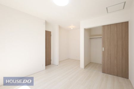 �Q�� �y�Q���z���n�����ʐ^�B���邢�̌��̓����Q���ł��B