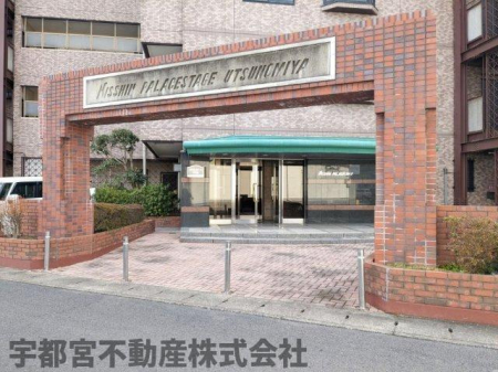 �G���g�����X �Y��ɐ�����ꂽ�A�͂����Z�҂��o�}���Ă���܂��B