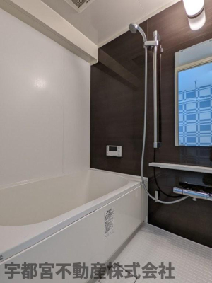 ���� �����������F�����̗�����1���̔�������Ă���܂��B