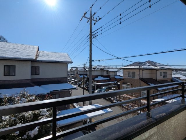 ���̑� �o���R�j�[����̌i�F�B�\���ȊԊu���m�ۂ���Ă���܂��B