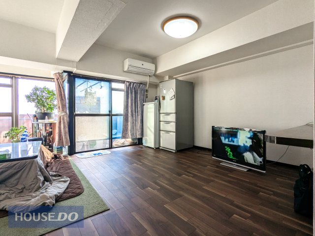  ������̑S�ʑ�����A�����Ղ�̗z�����~�蒍���_�C�j���O�ł��� �����͏Ɩ��v�炸�̖��邳�ŁA�S���炮���H���̎��Ԃ����߂������������܂���