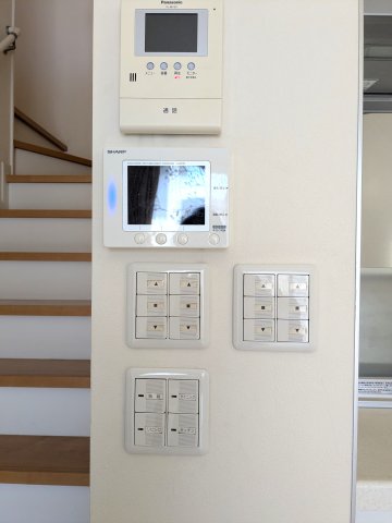 ���̑����� �X�C�b�`���W�����Ă��ĕ֗��ł��B�f�U�C�������ǂ��ł��ˁB